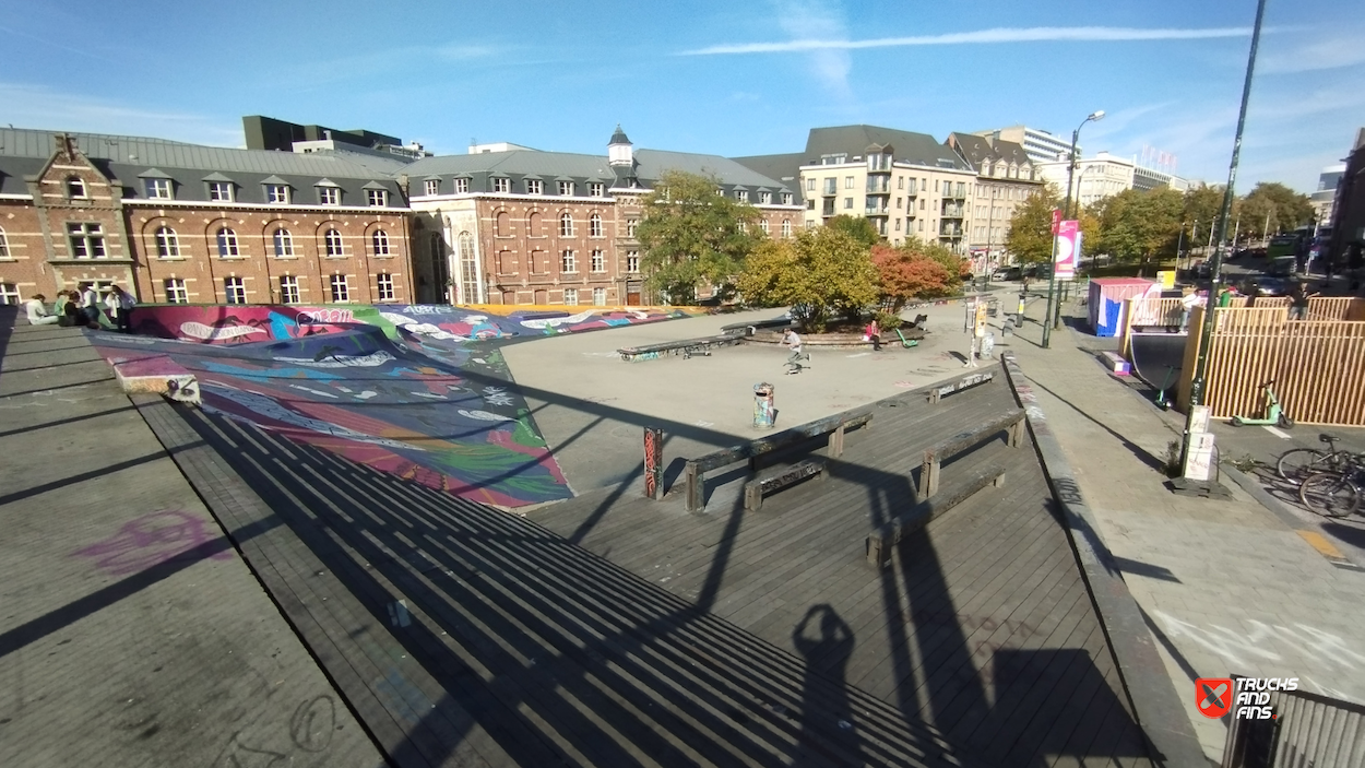 Place de la Chapelle skatepark